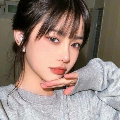 敦君与女朋友